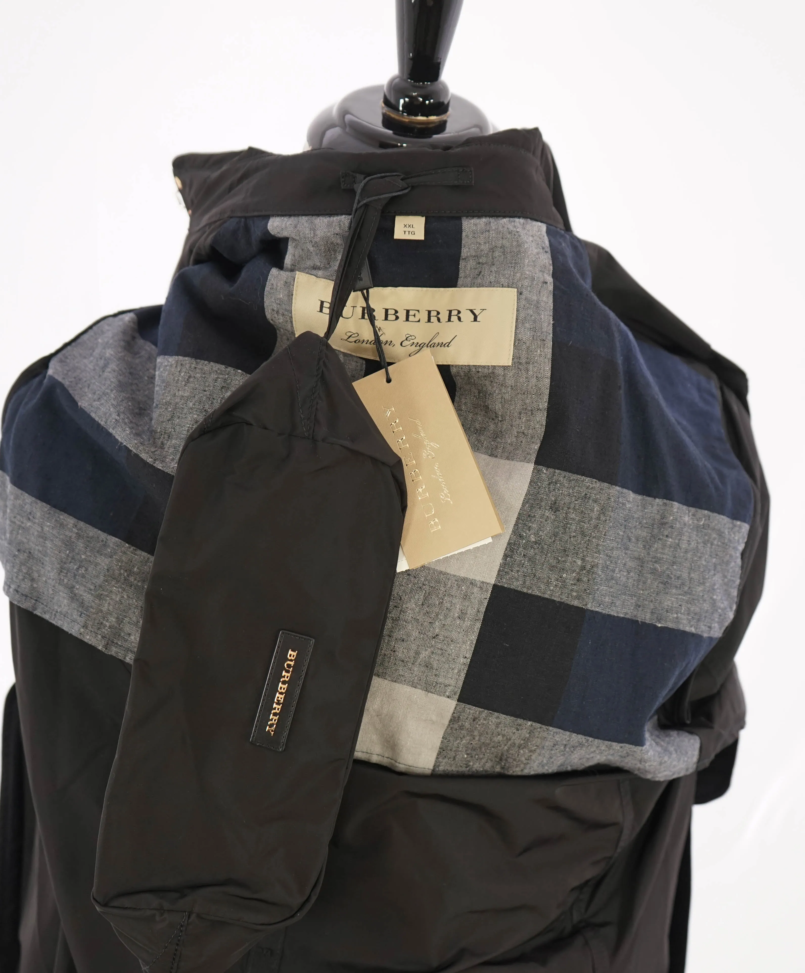 BURBERRY LONDON ENGLAND - Black PACKABLE Heritage LOGO Trench Coat - XXL