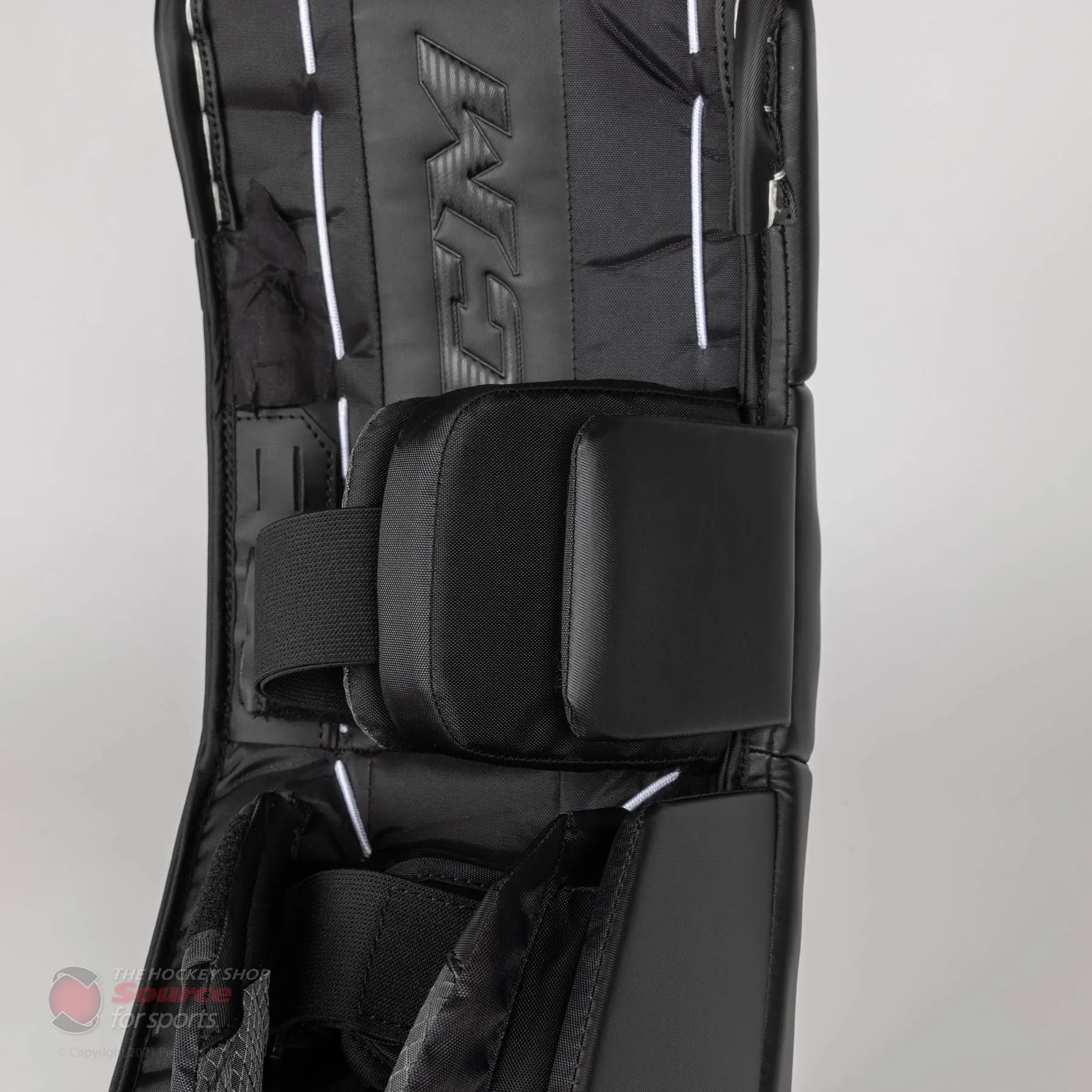 CCM Extreme Flex E5.5 Junior Goalie Leg Pads - Source Exclusive