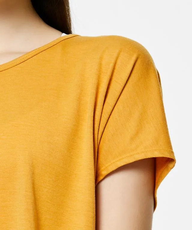 Charming Crop Sleeve