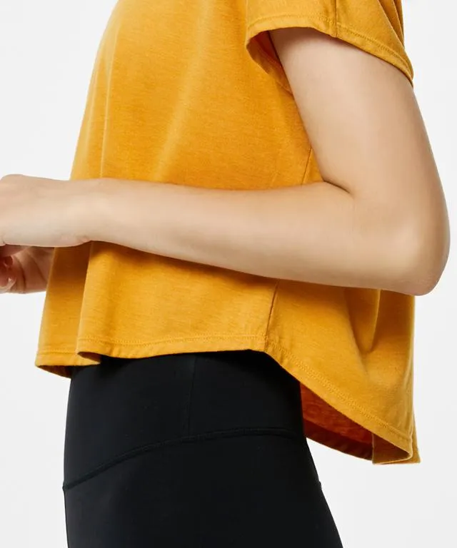 Charming Crop Sleeve