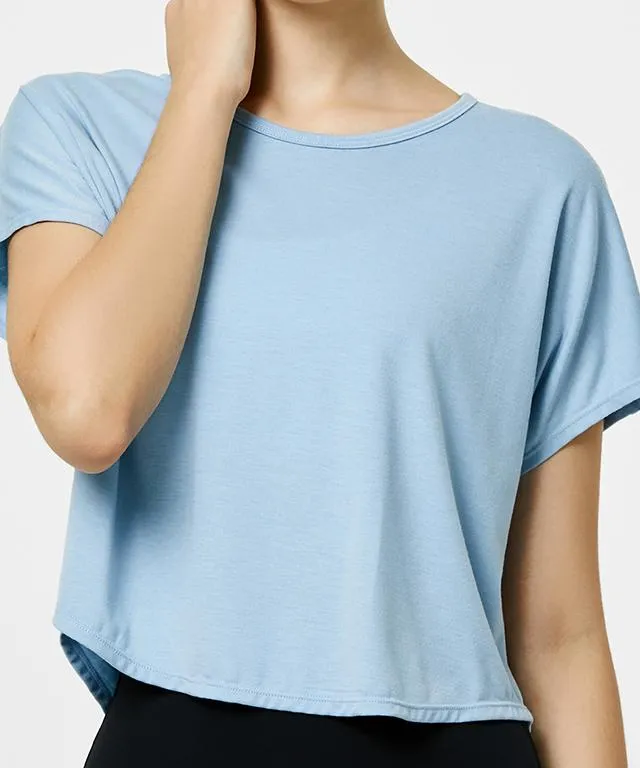 Charming Crop Sleeve