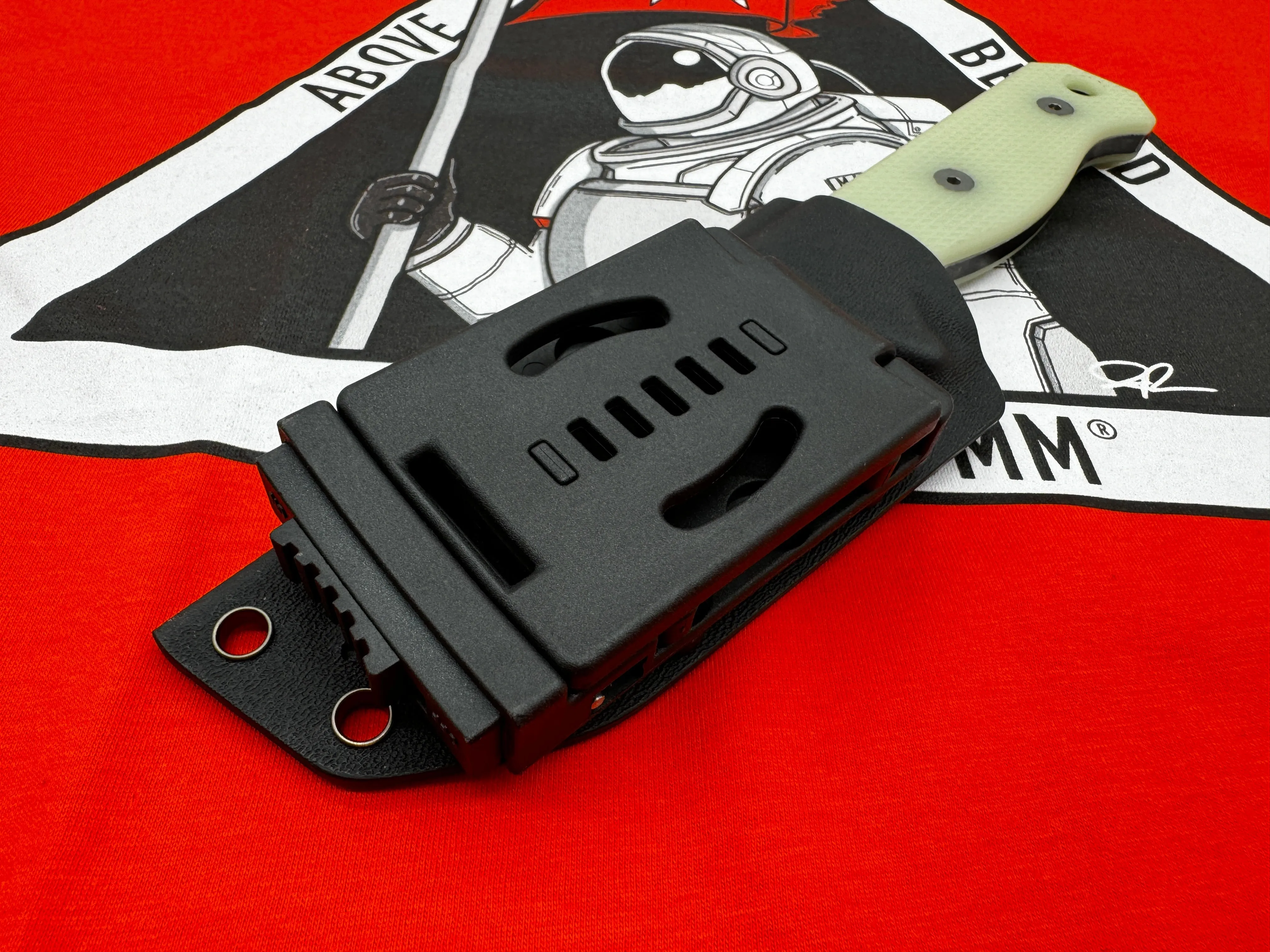 Compact R4A - Ready 4 Action Knife / D2 Fixed Blade ( UGM GLOW Scales ) 🔥 Coming Soon! 🔥