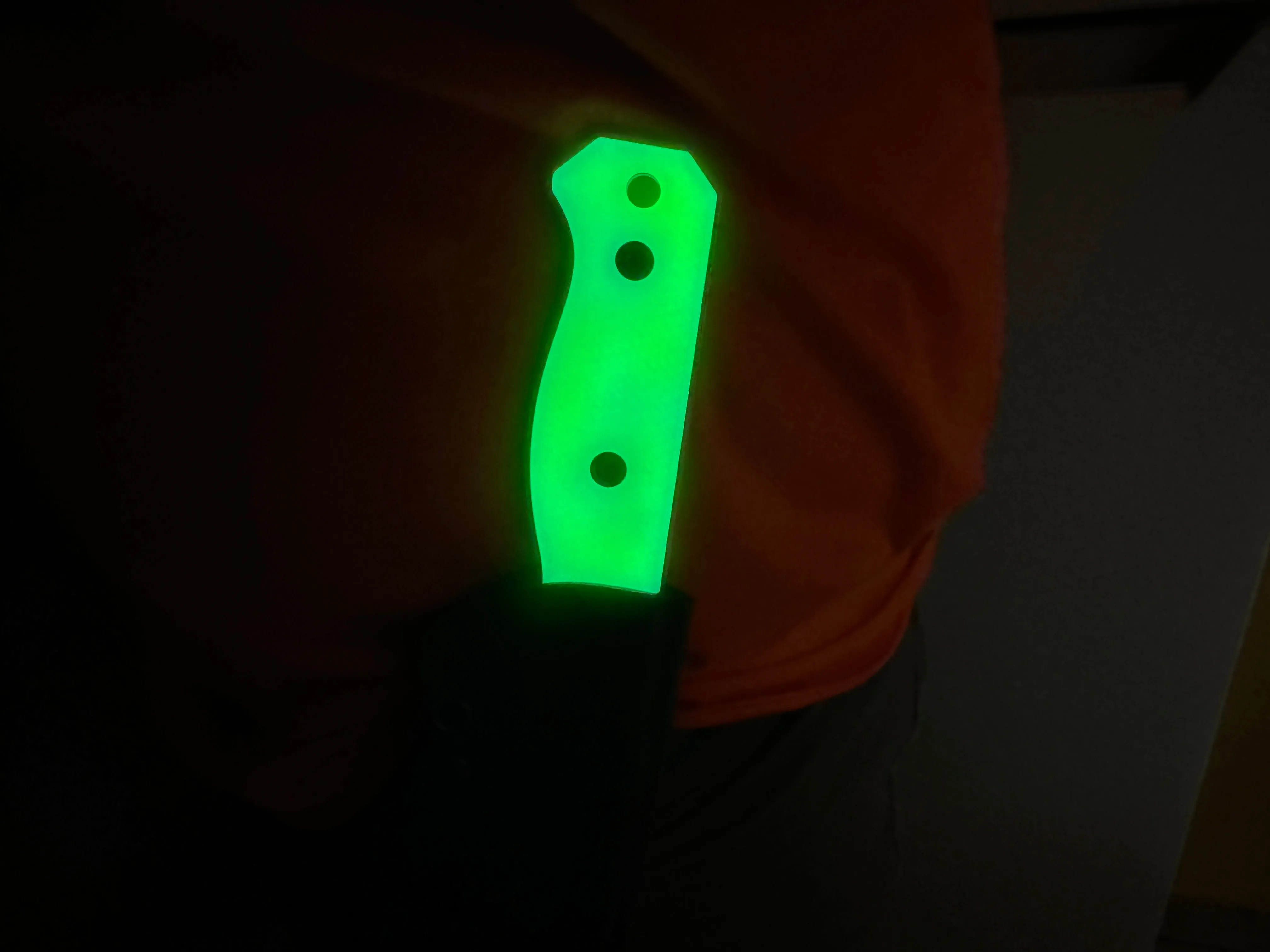 Compact R4A - Ready 4 Action Knife / D2 Fixed Blade ( UGM GLOW Scales ) 🔥 Coming Soon! 🔥