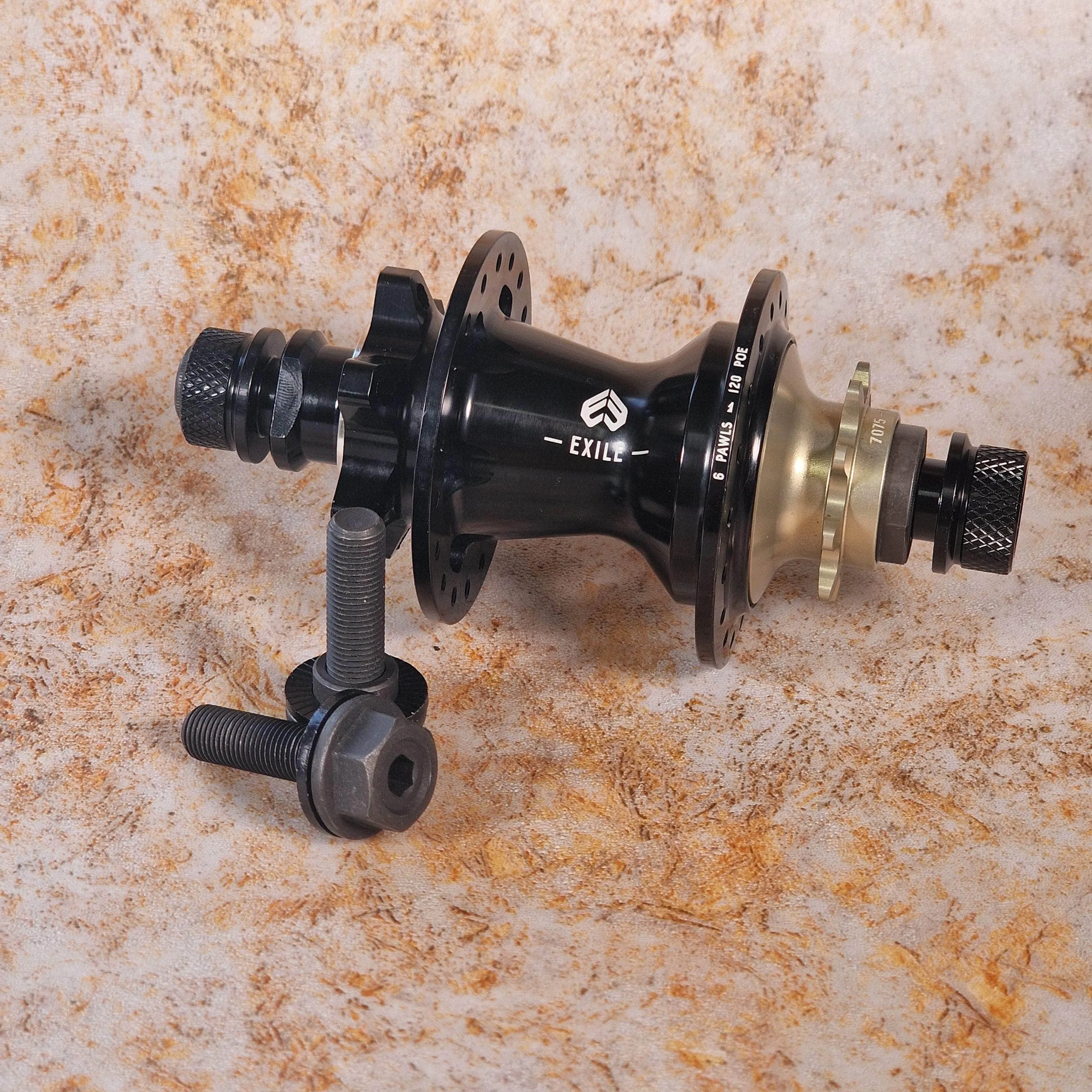 Eclat Exile Cassette Hub