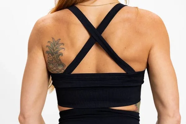 Essentials Criss Cross Sports Bra - Black