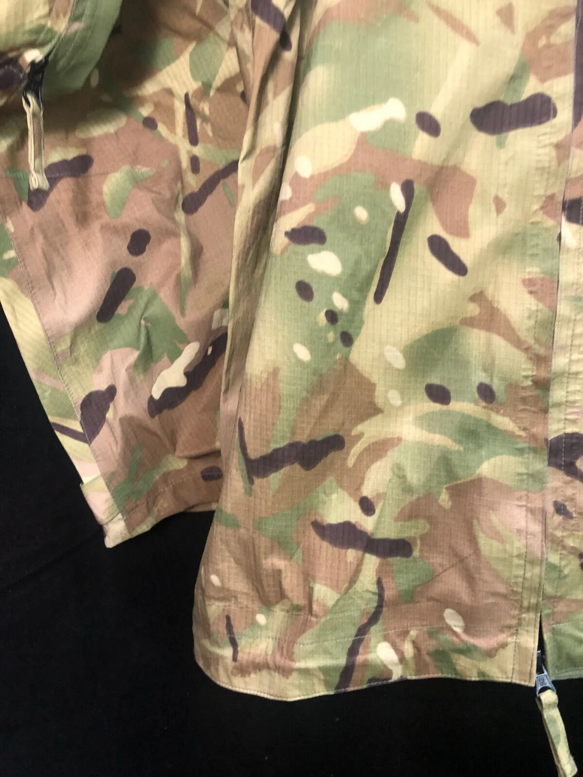 Genuine British Army MTP Camouflaged Waterproof Lightweight Jacket - 160/80