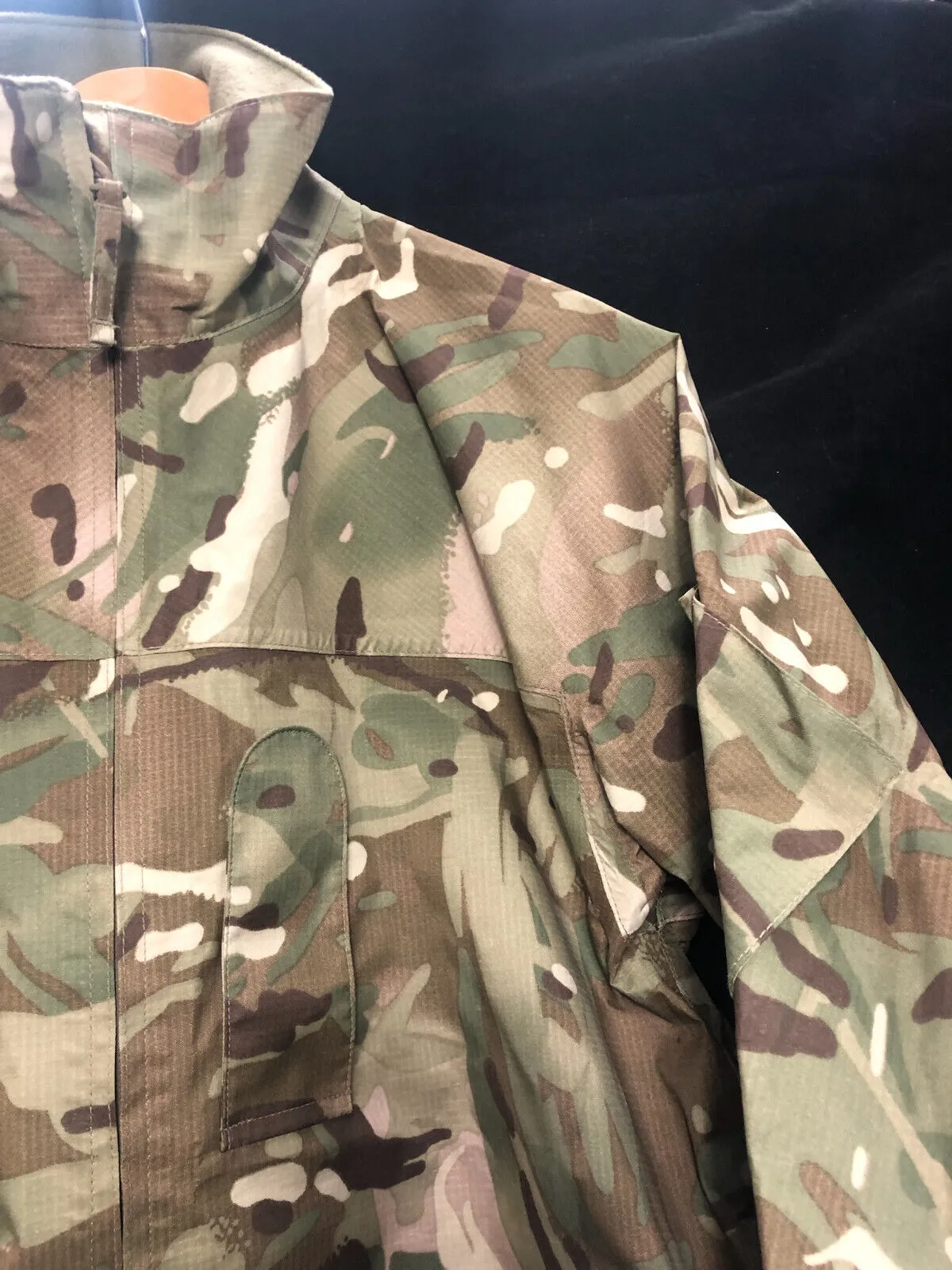 Genuine British Army MTP Camouflaged Waterproof Lightweight Jacket - 160/80
