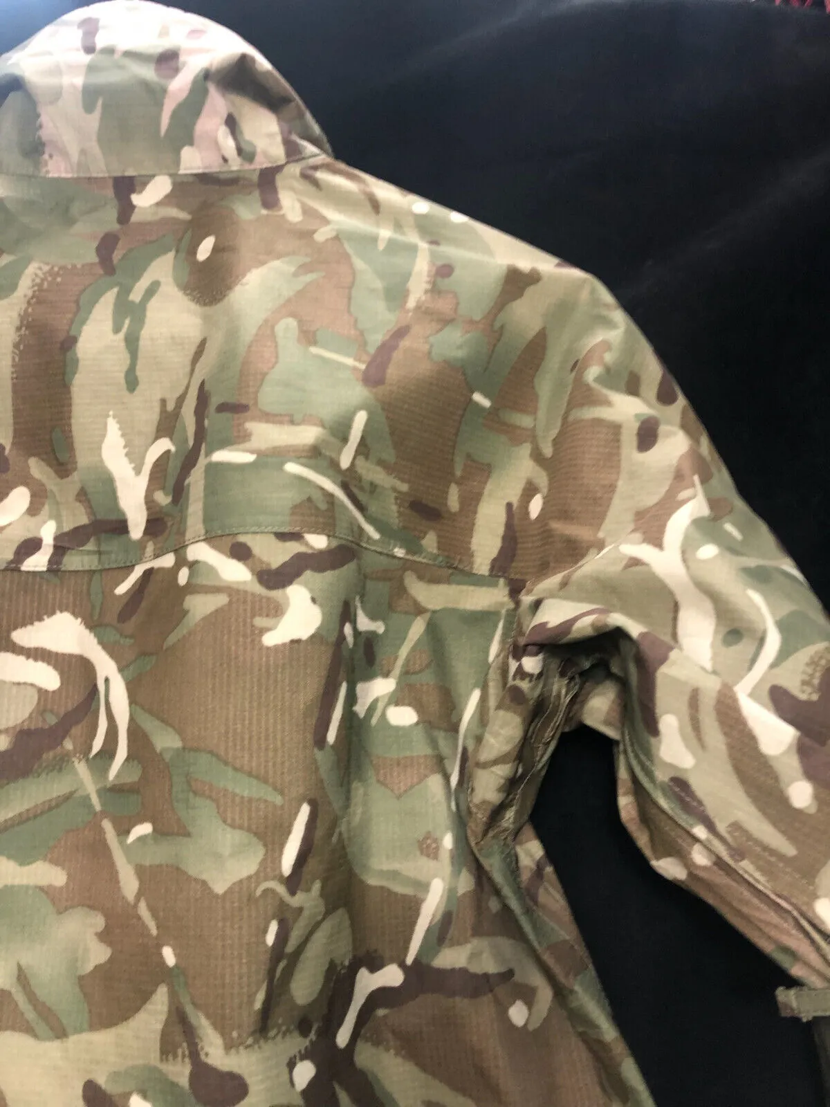 Genuine British Army MTP Camouflaged Waterproof Lightweight Jacket - 160/80