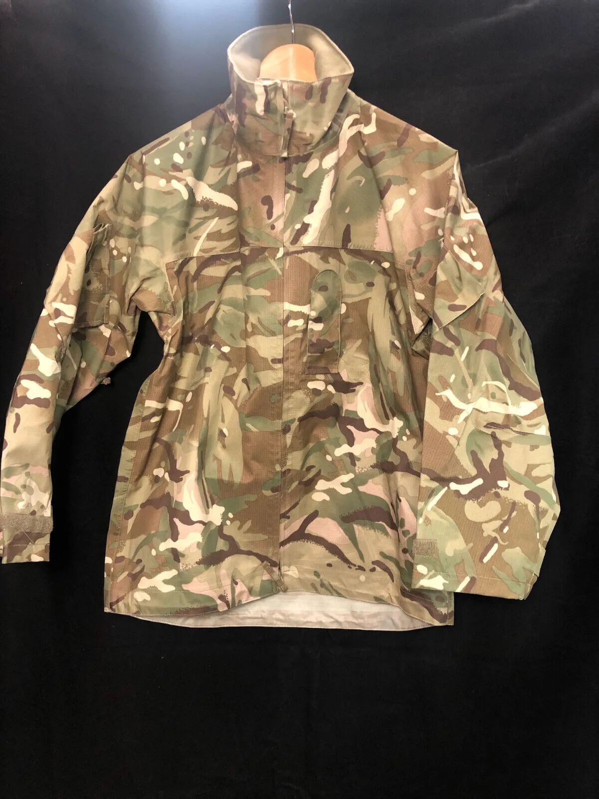 Genuine British Army MTP Camouflaged Waterproof Lightweight Jacket - 160/80