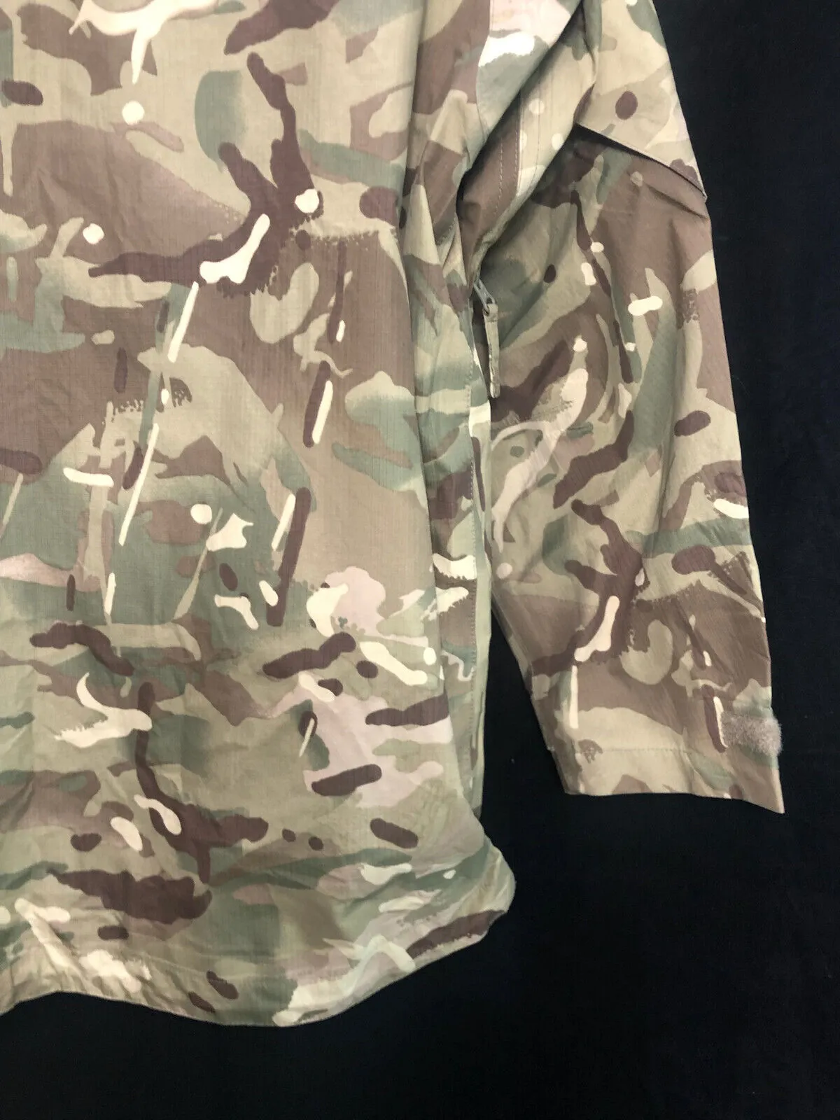 Genuine British Army MTP Camouflaged Waterproof Lightweight Jacket - 170/90