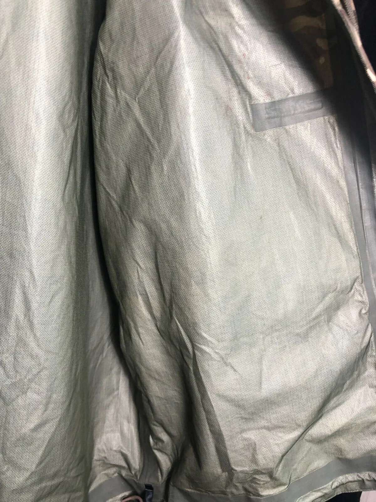 Genuine British Army MTP Camouflaged Waterproof Lightweight Jacket - 170/90
