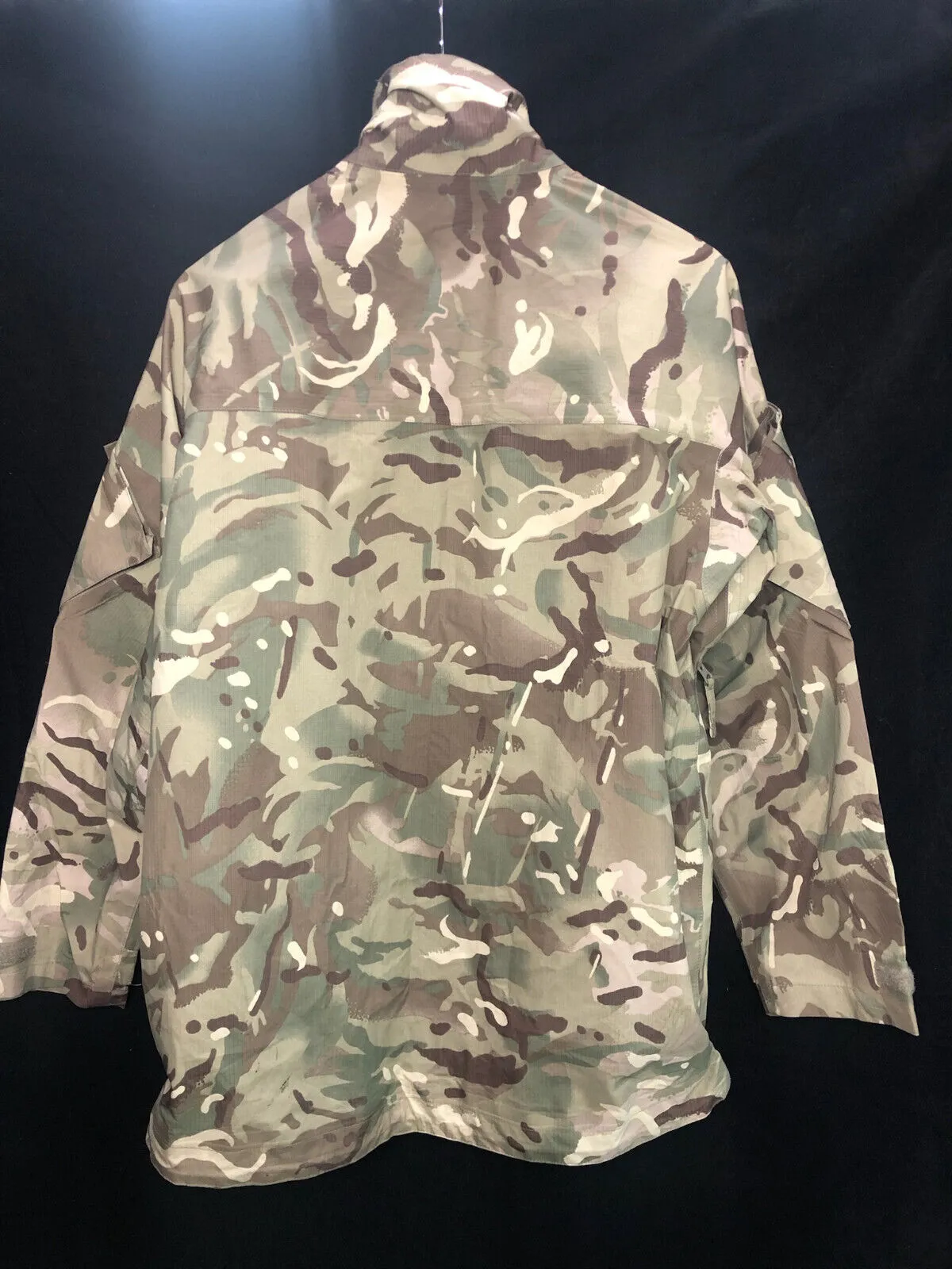 Genuine British Army MTP Camouflaged Waterproof Lightweight Jacket - 170/90