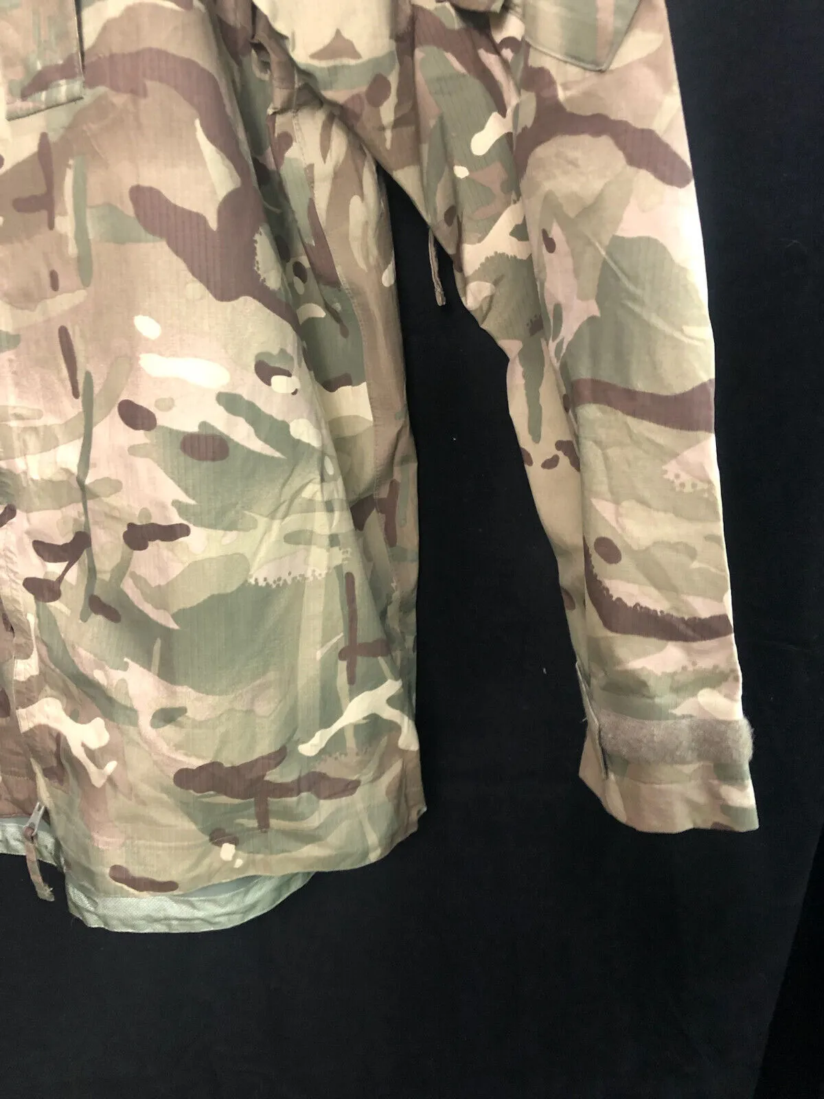 Genuine British Army MTP Camouflaged Waterproof Lightweight Jacket - 170/90