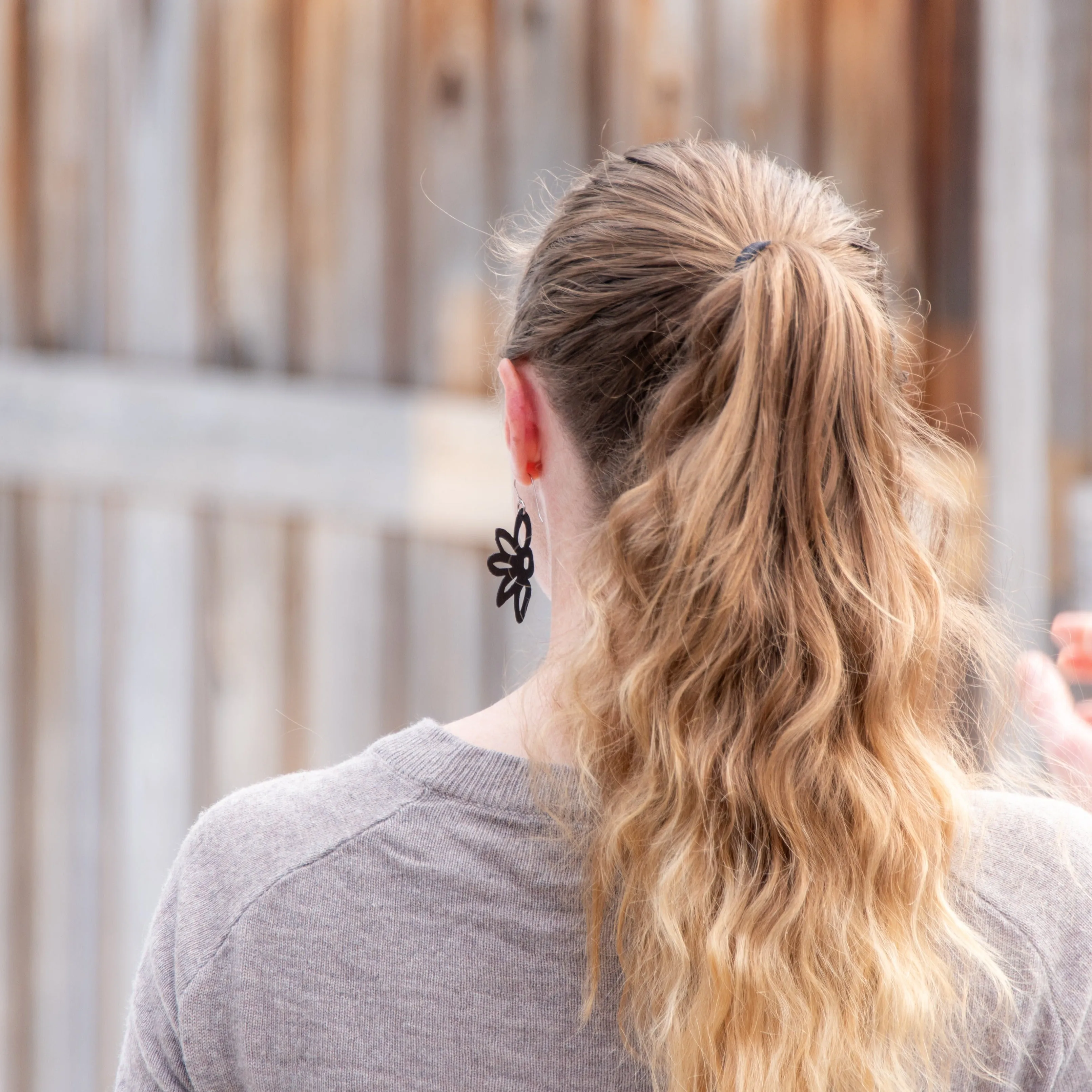 half flower rubber earring