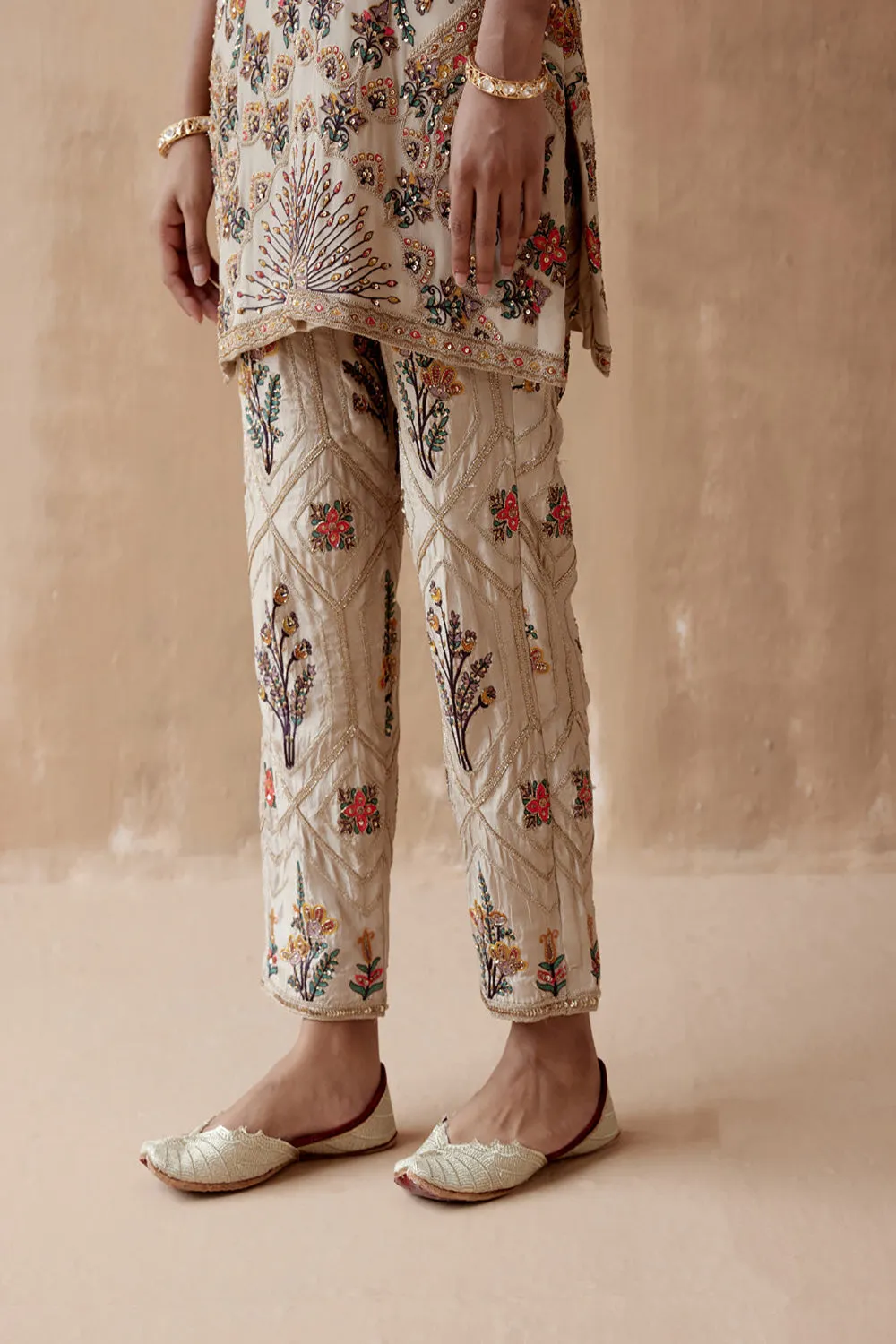 Ivory Kurta With Pants