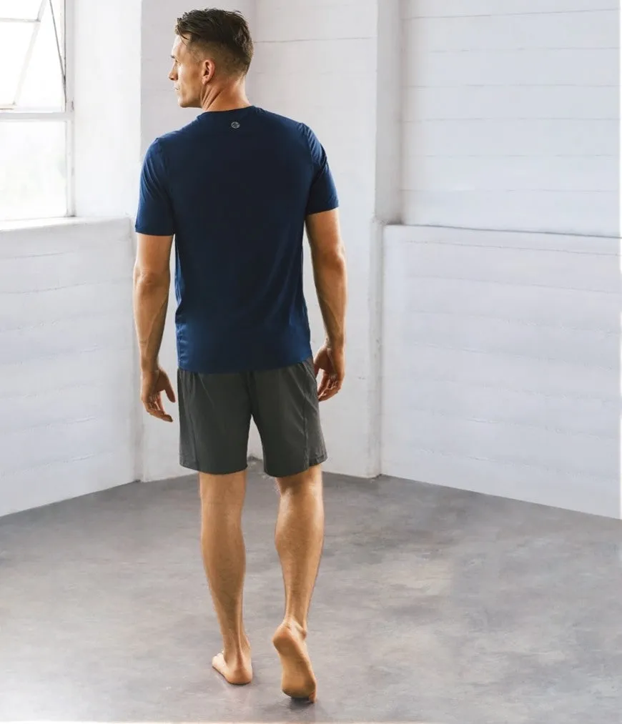 Manduka Apparel - Men's Cross Train Tee - Midnight