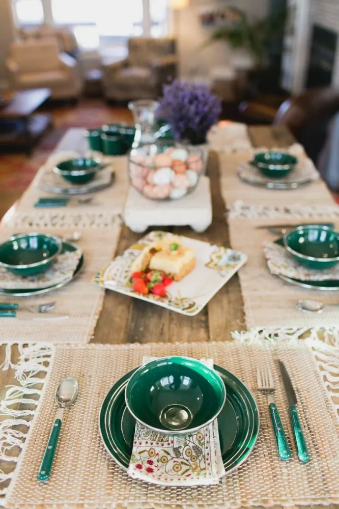 Pioneer Table Set