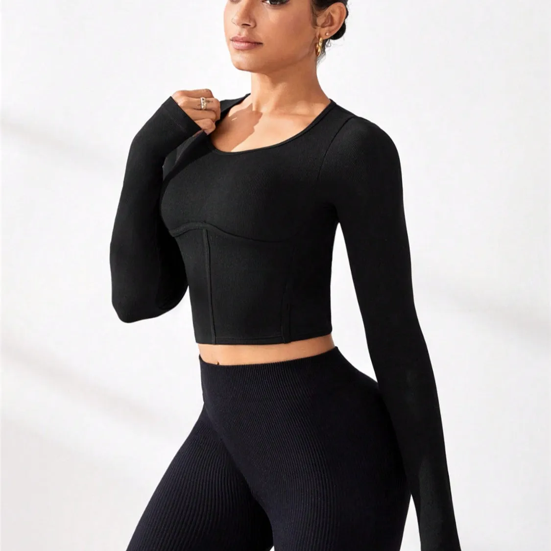 Round Neck Long Sleeve Active T-Shirt