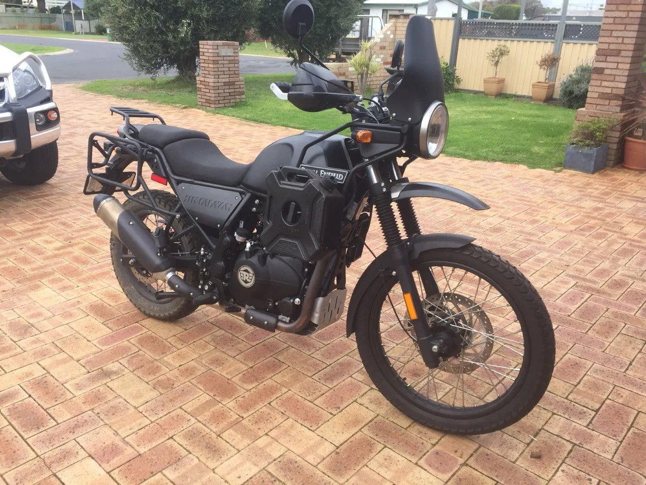 ROYAL ENFIELD HIMALAYAN 410 Fuel tank   brackets (3 litre capacity each side)