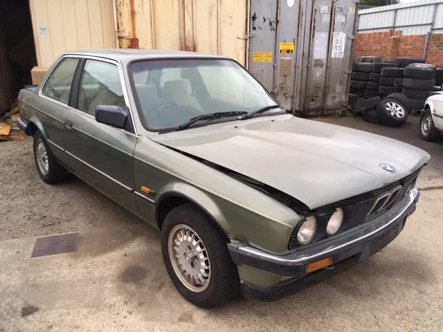 S2732 3' E30 Coupe 323i M20 AUTO 1985/01