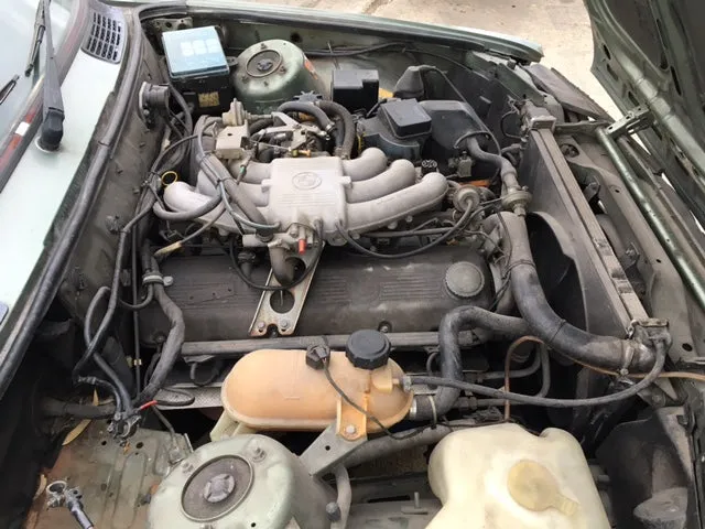 S2732 3' E30 Coupe 323i M20 AUTO 1985/01