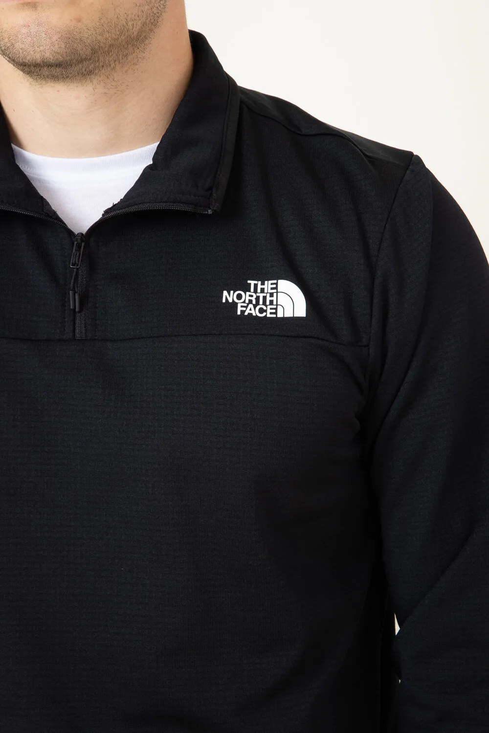 The North Face Cedar Trail Grid Fleece 1/4 Zip for Men in Black | NF0A8AZE-JK3-BLK