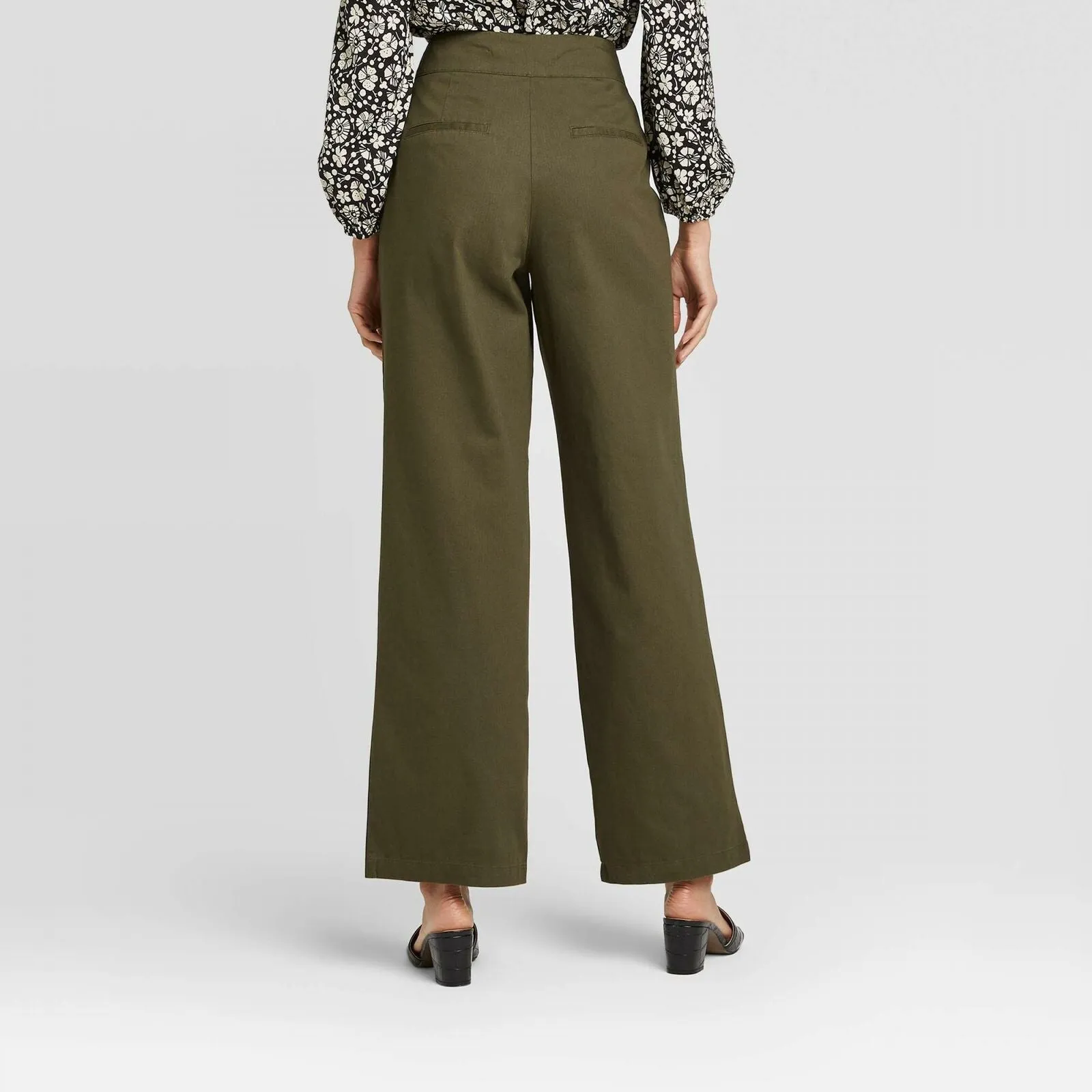 Who What Wear Women's Mid Rise Relaxed Trousers