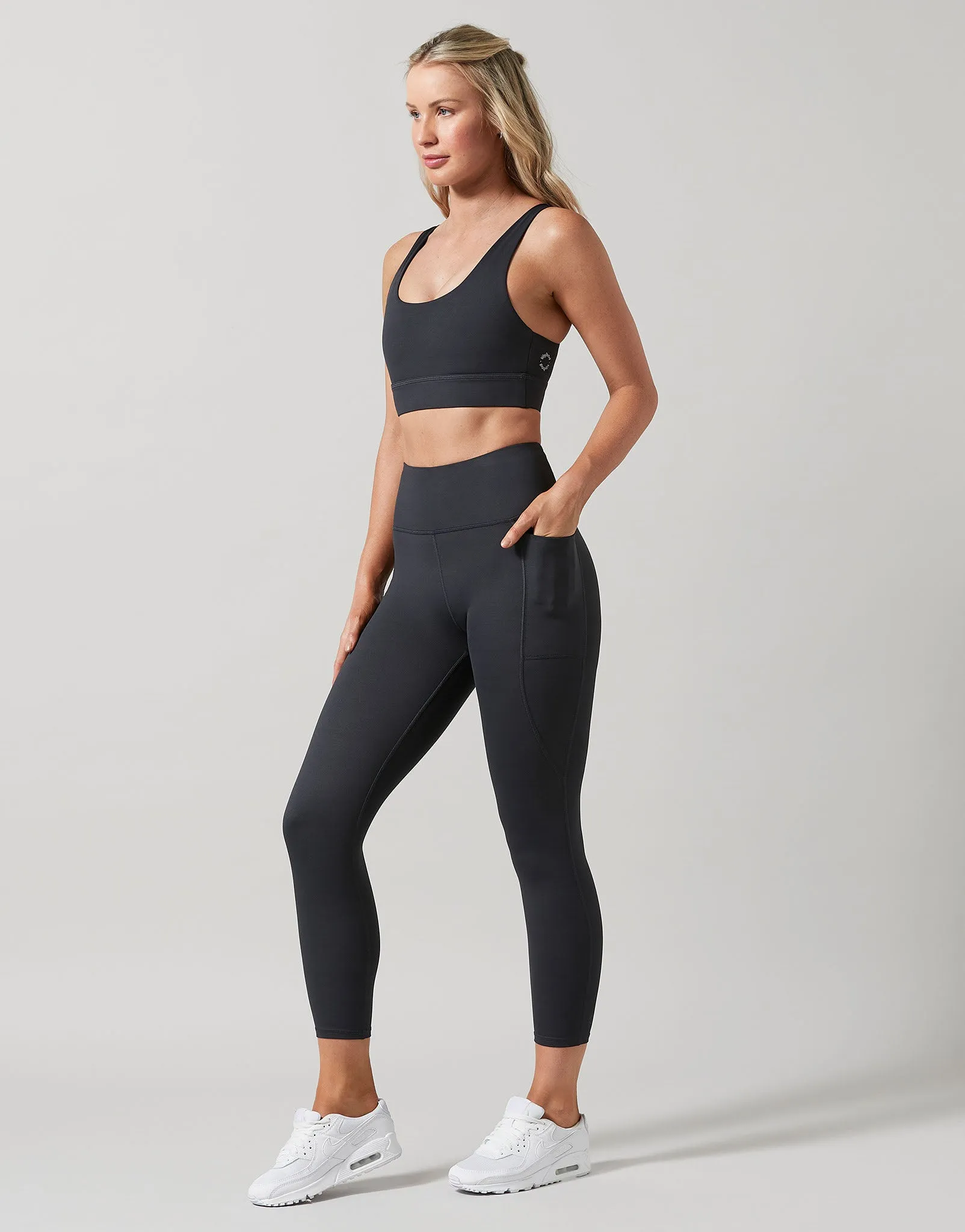 ZOE Air-Core Sports Bra - Charcoal